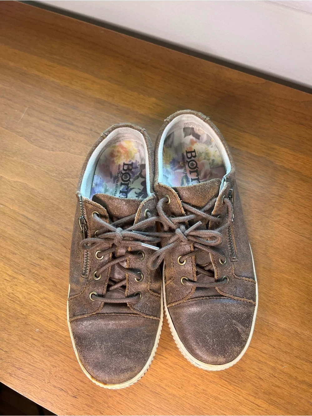 Born Distressed Brown Suede Lace-Up Zip Sneakers Loafers Women’s 7